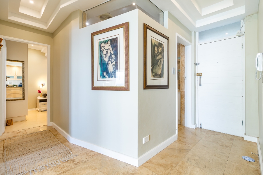 2 Bedroom Property for Sale in Mouille Point Western Cape